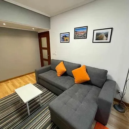 Itsasargi Etxea Apartamento En Planta Baja بيرميو